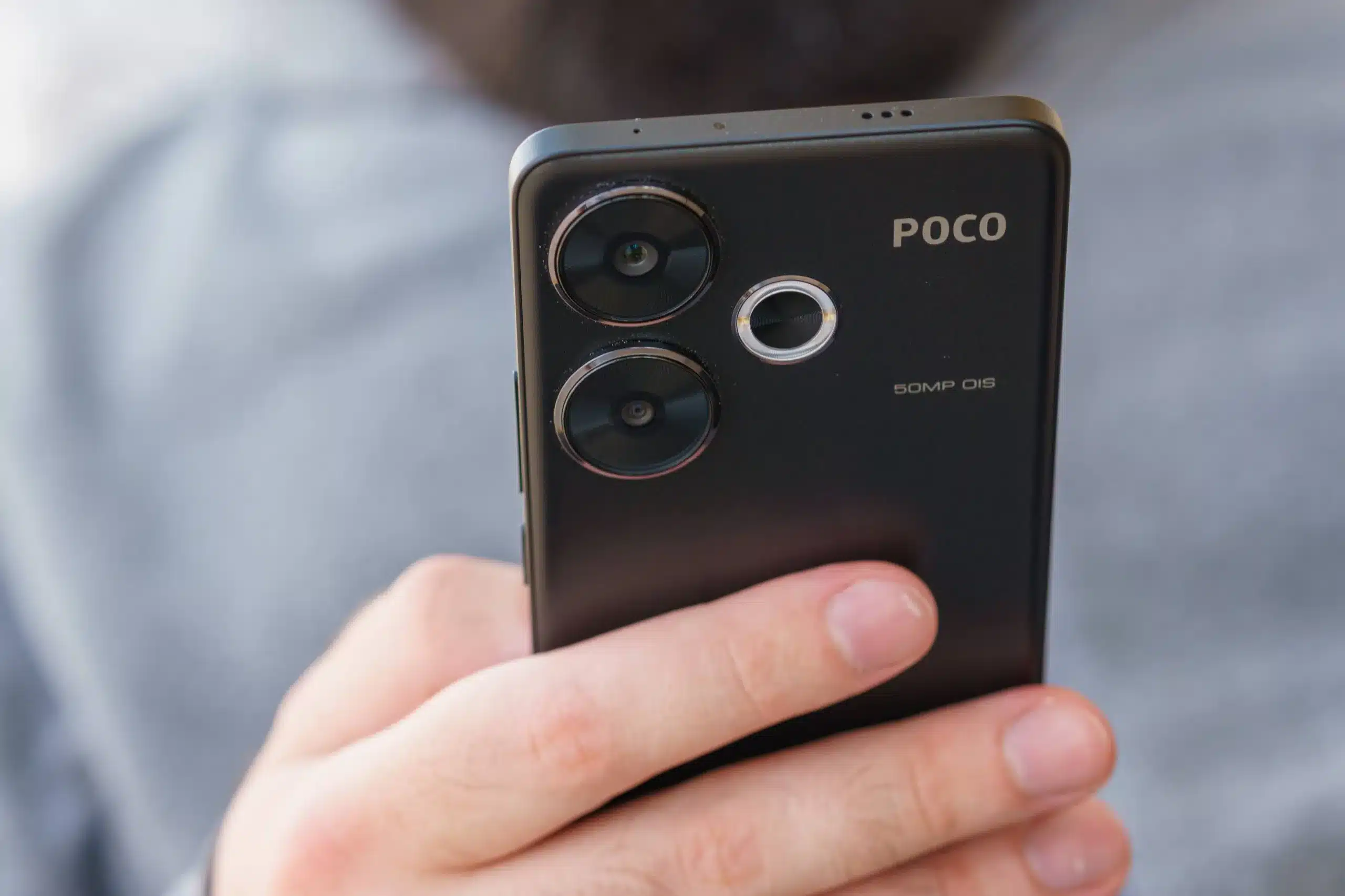 بسعر مغري جدا .. مواصفات هاتف Poco F7 Ultra الجديد 2024 شاومي تستعد لأطلاق عملاق اخر