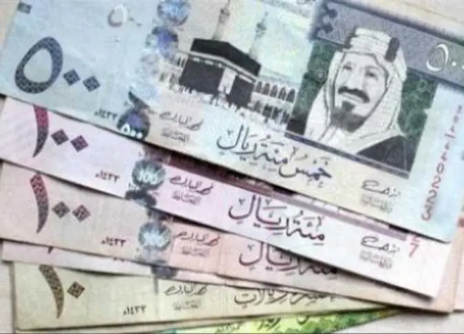 ارتفاع قياسي في سعر الدولار والريال السعودي مقابل الجنيه المصري الأسباب والتفاصيل