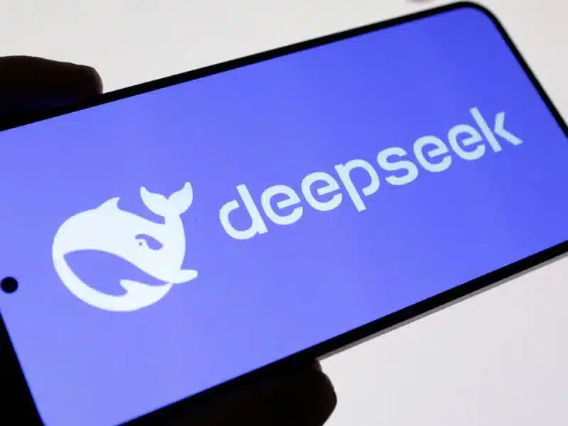 كيف تفوق DeepSeek على ChatGPT؟ تطورات جديدة تهز عالم الذكاء الاصطناعي